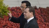 Премьеры России и Китая провели встречу в Ташкенте