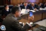 Первый в мире армянский планшетный компьютер подарили премьер-министру  