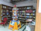 Накануне Нового года новая партия книг в Доме русской книги