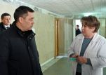 Садыр Жапаров встретился с коллективом бывшего Республиканского диагностического центра