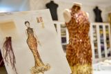 Янтарный комбинат Ростеха создал уникальное платье из балтийского камня возрастом 50 млн лет