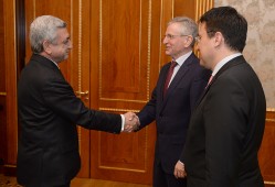 Президент Армении принял вице-председателя Европейского инвестиционного банка