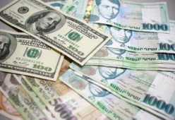Курсы валют, покупаемые и продаваемые в армянских банках