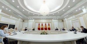 Садыр Жапаров обсудил с вице-президентом Всемирного банка по региону Европы и Центральной Азии Анной Бьерде перспективы сотрудничества