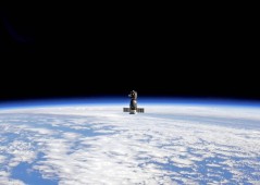 Парашютная система «Технодинамики» вернула на Землю космических туристов