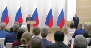 Владимир Путин встретился с членами избирательных комиссий России