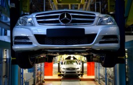 Daimler ищет в России партнера для выпуска легковых автомобилей